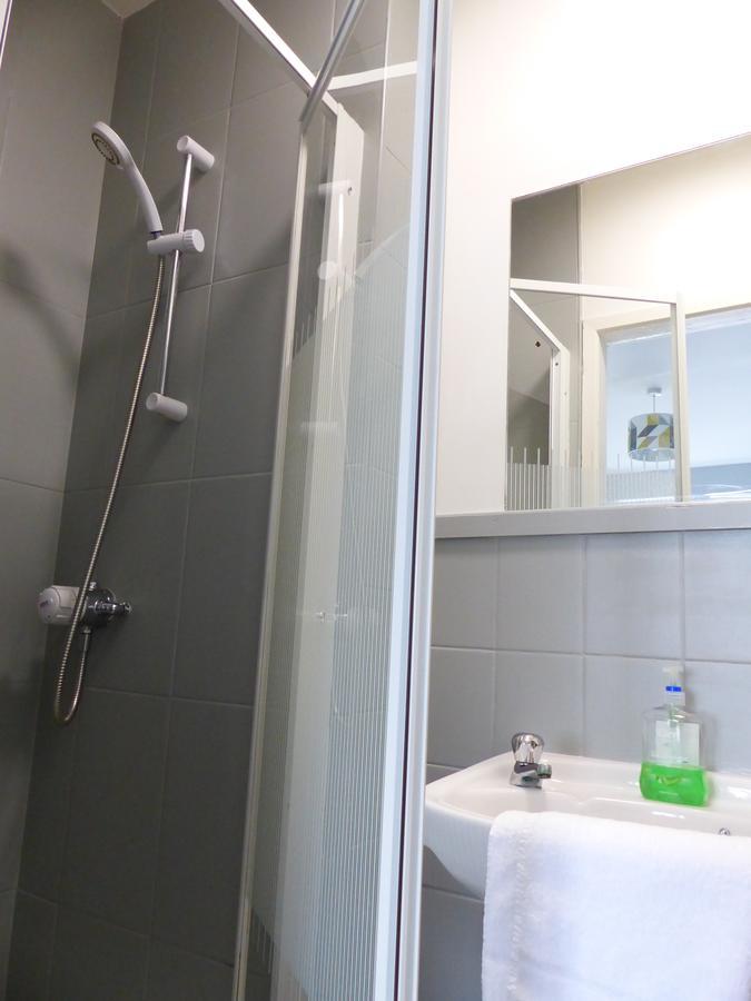 Rougey Lodge Hostel 번드런 외부 사진